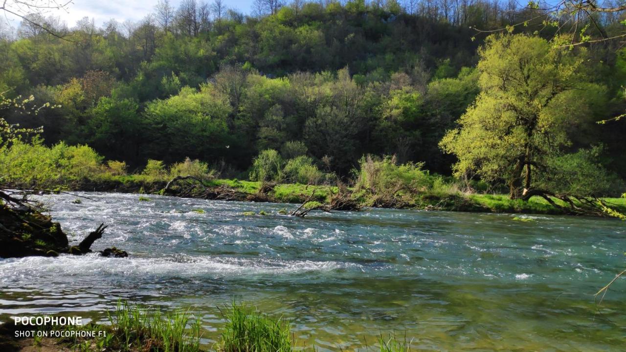 Smaragd River Near Rastoke & Plitvice Lakes Slunj Exteriör bild